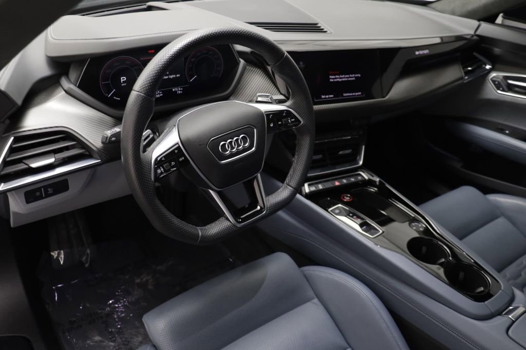 Used 2024 Audi e-tron GT Prestige AWD/4WD image 7