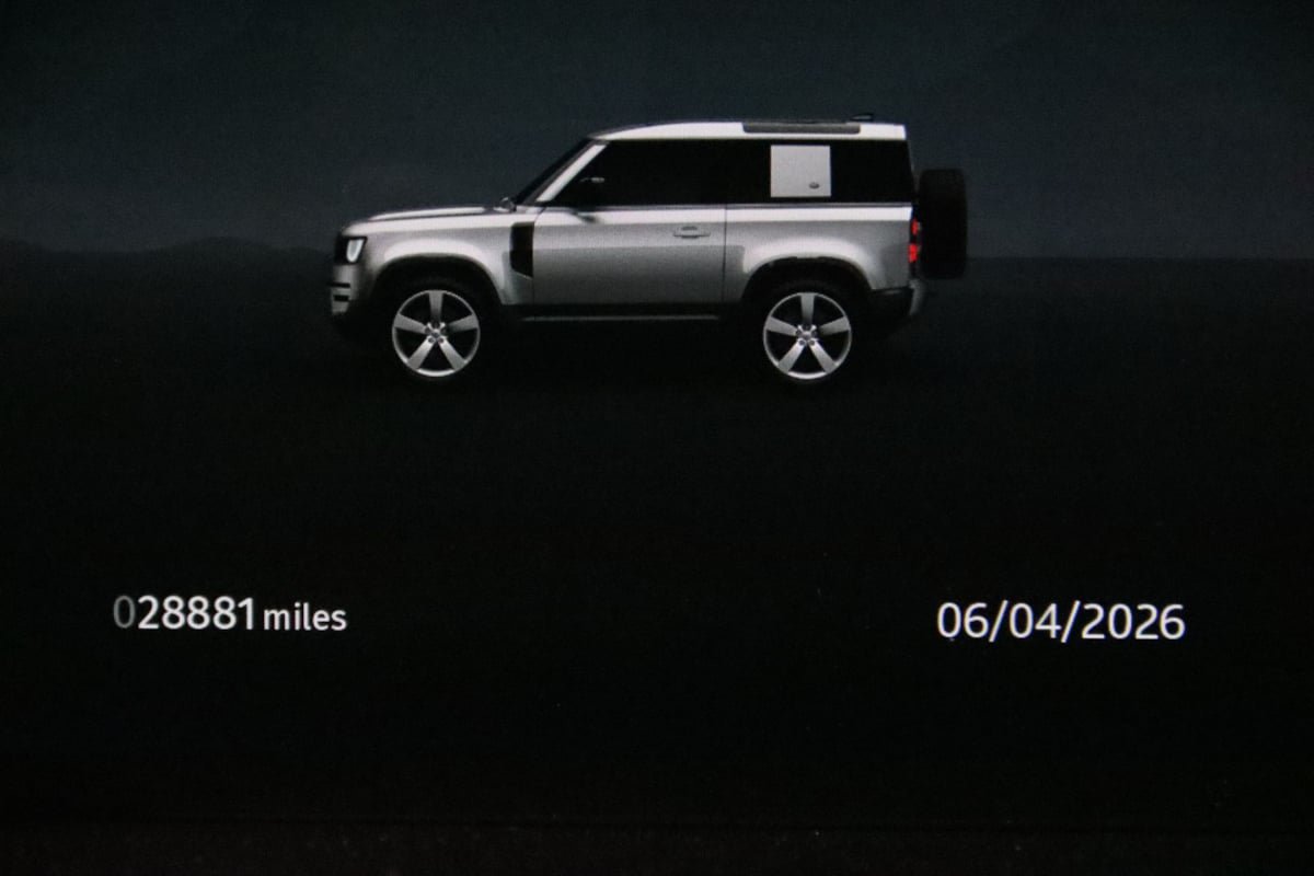 Used 2023 Land Rover Defender 90 X AWD/4WD image 42