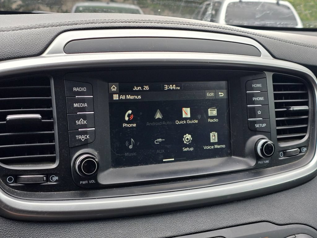 Used 2020 Kia Sorento FWD V6 image 19