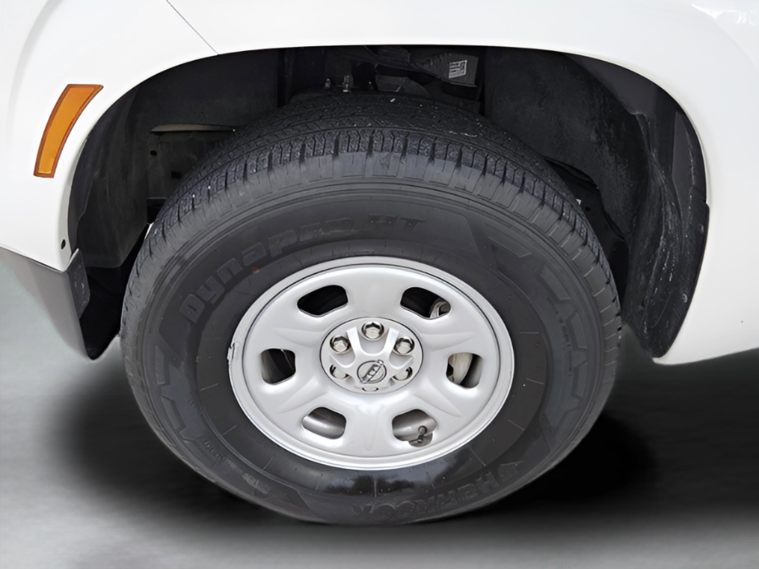 Used 2024 Nissan Frontier S w/ Technology Package image 31