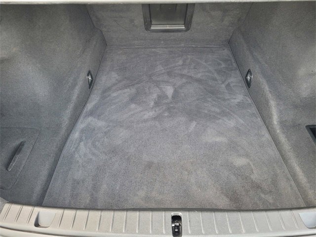 Used 2018 BMW 750i image 7