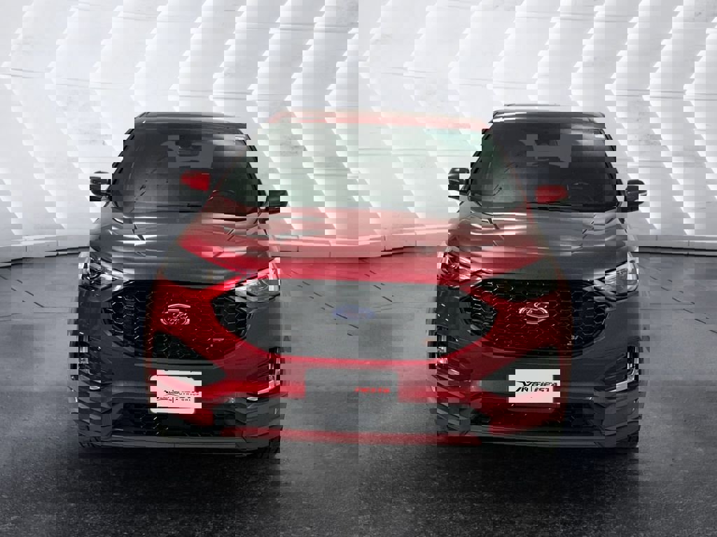 Used 2023 Ford Edge ST image 2