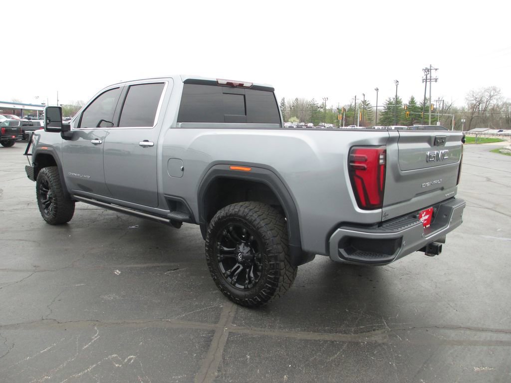 Used 2024 GMC Sierra 2500 Denali Ultimate w/ Max Trailering Package image 9