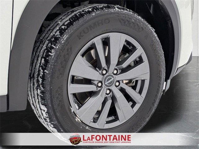 Used 2024 Nissan Pathfinder S image 31