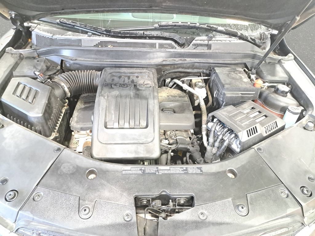 Used 2017 Chevrolet Equinox LS image 25