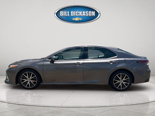 Used 2023 Toyota Camry XLE FWD image 4