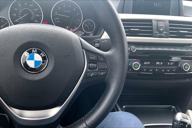 Used 2018 BMW 320i Sedan image 19