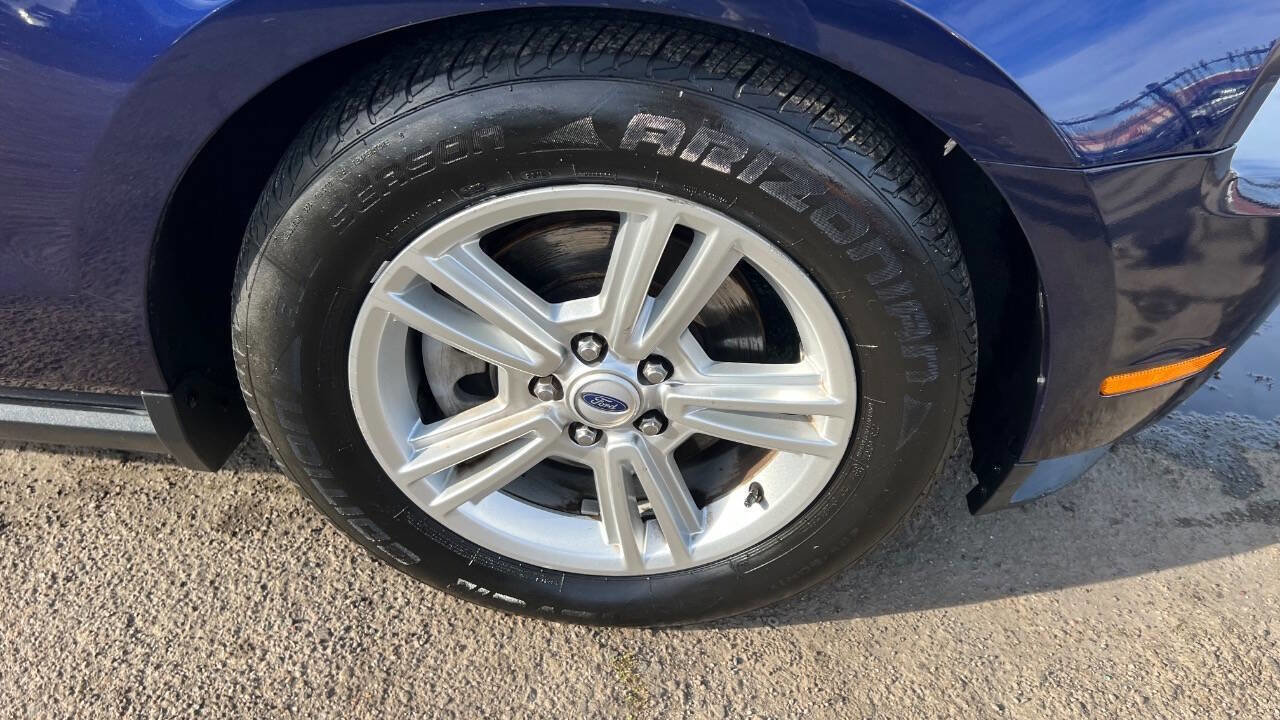 Used 2012 Ford Mustang Premium image 26