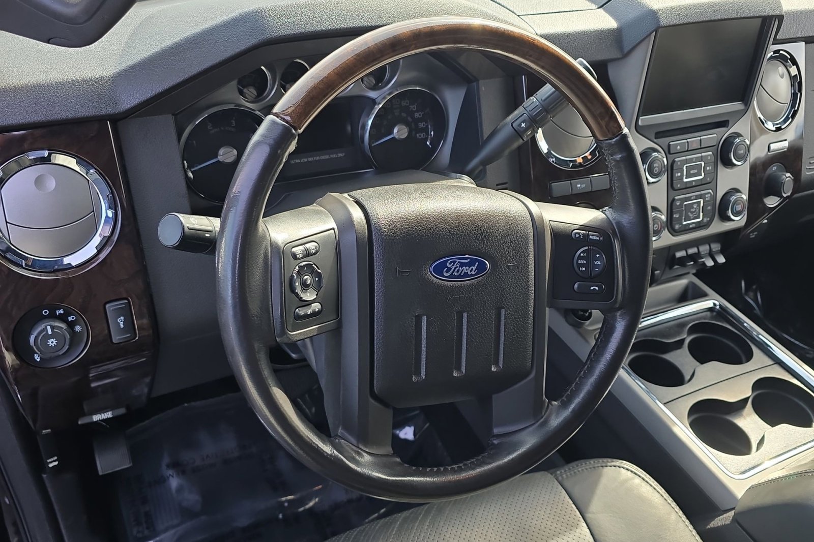 Used 2016 Ford F350 Platinum w/ Snow Plow Prep Package image 19