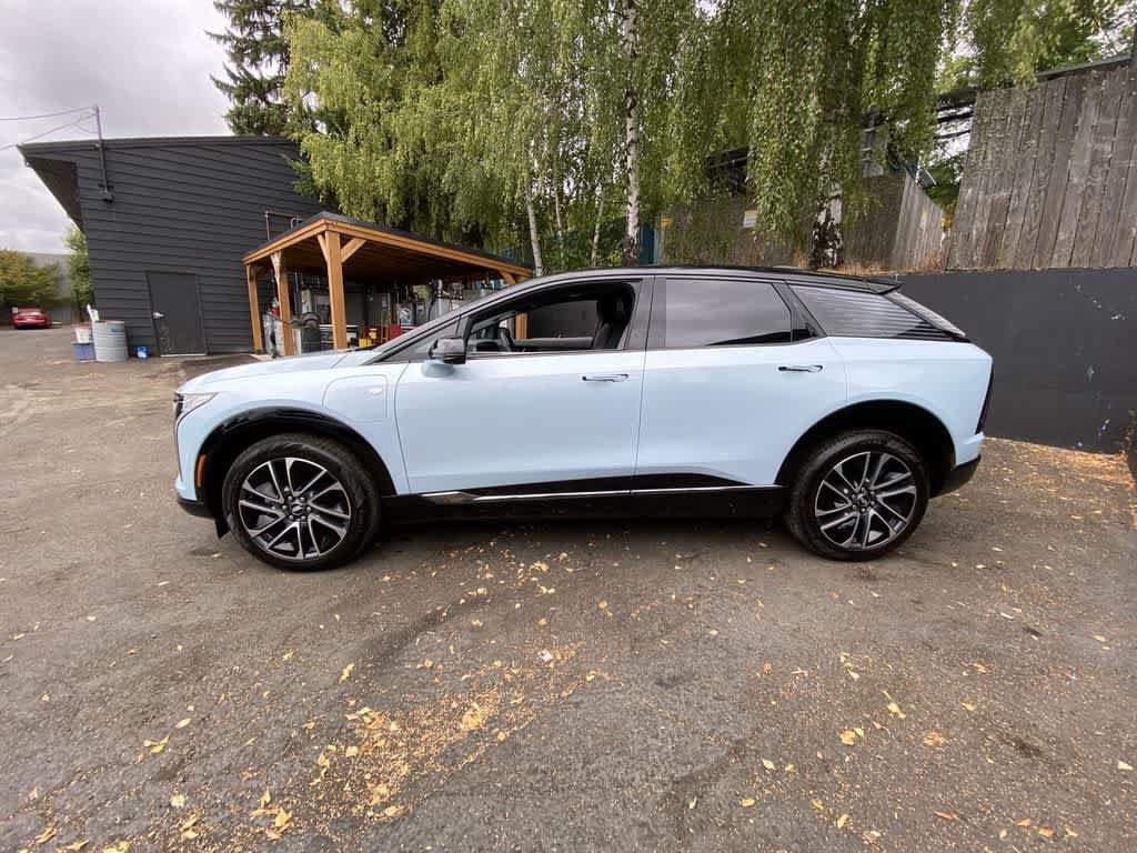 Certified 2026 Cadillac Optiq Sport 1 AWD/4WD image 3