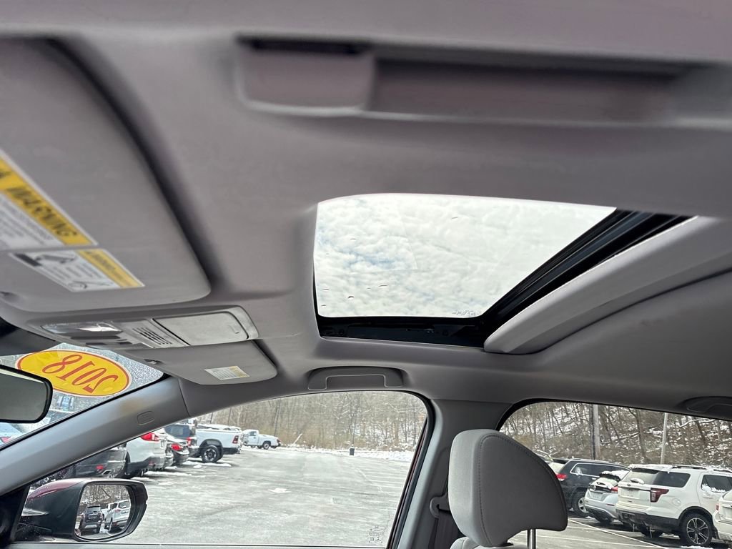 Used 2018 Honda CR-V EX image 12