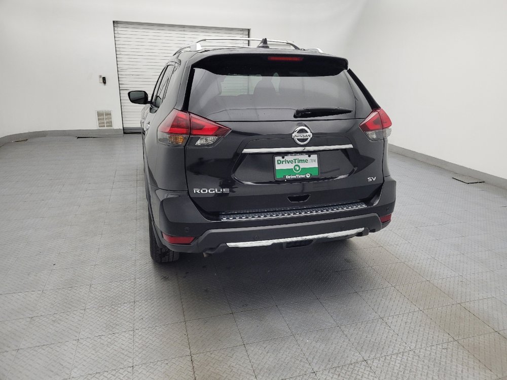 Used 2019 Nissan Rogue SV image 6