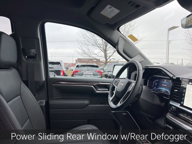 Used 2025 Chevrolet Silverado 1500 LTZ image 39