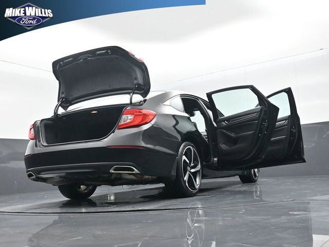 Used 2018 Honda Accord Sport image 29