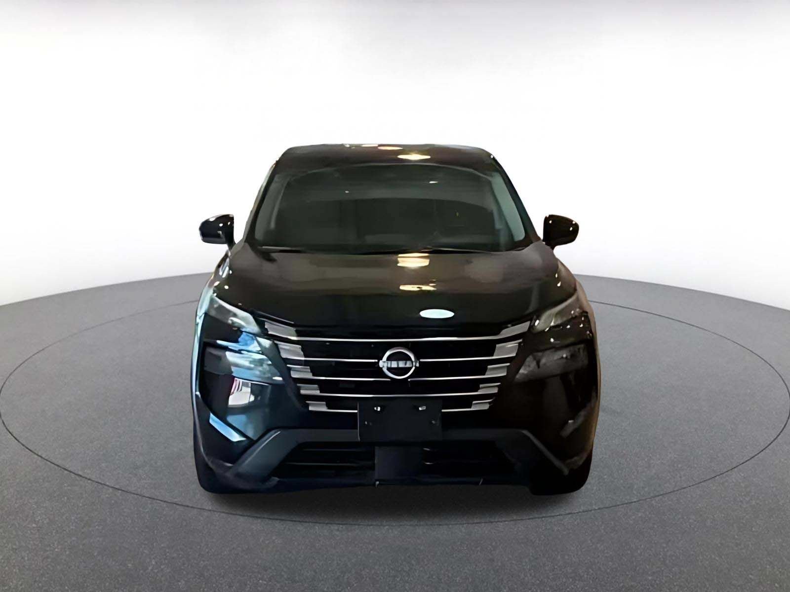 Used 2025 Nissan Rogue SV FWD image 4