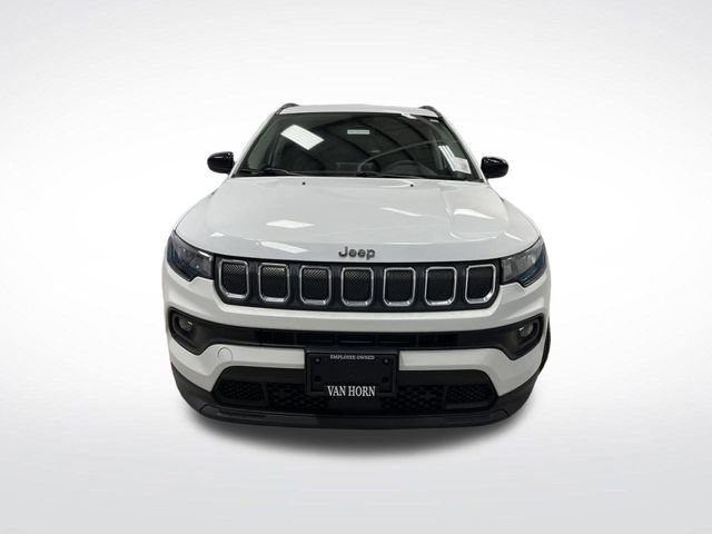 Used 2022 Jeep Compass Latitude image 9