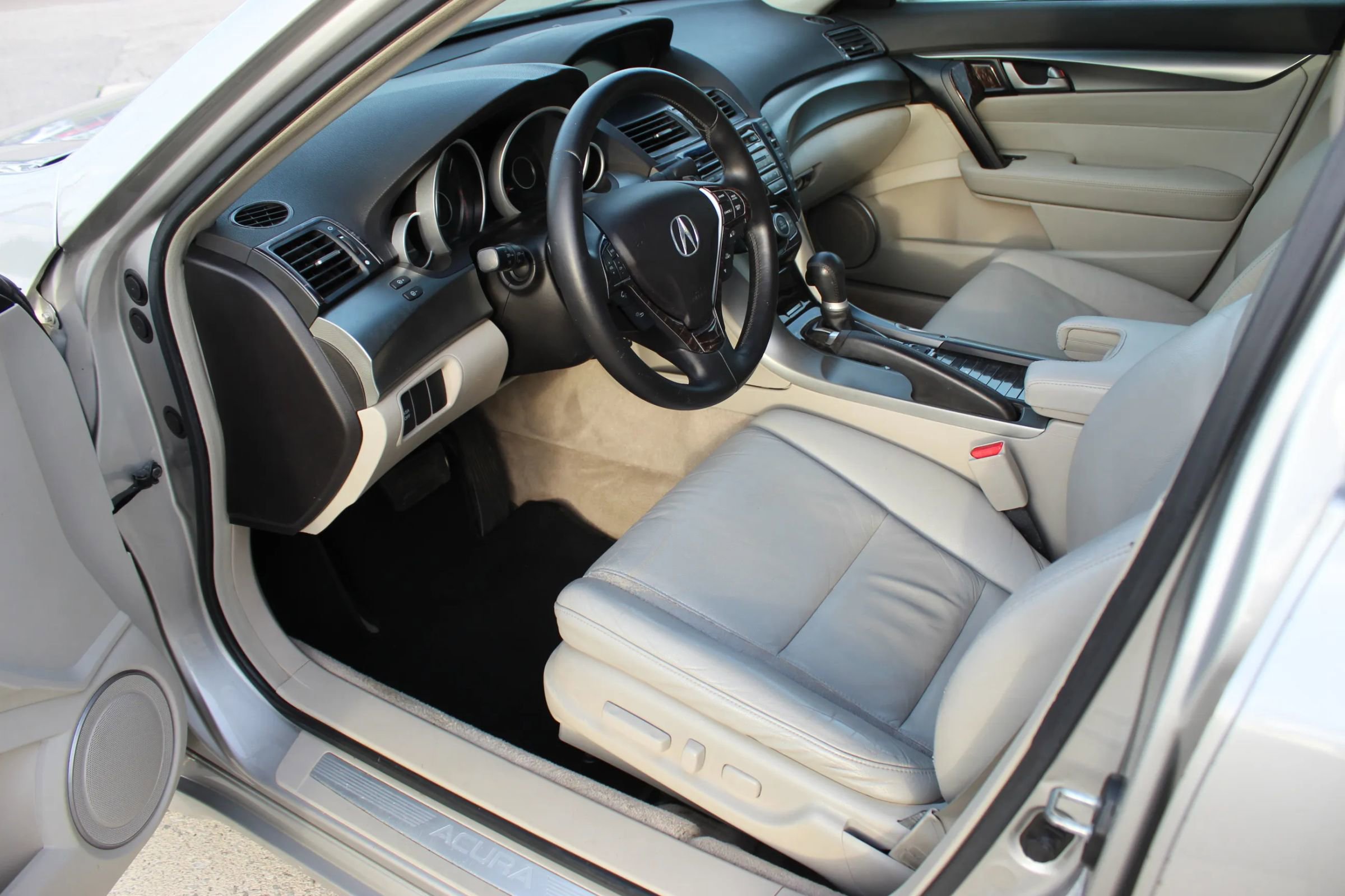 Used 2009 Acura TL FWD image 11