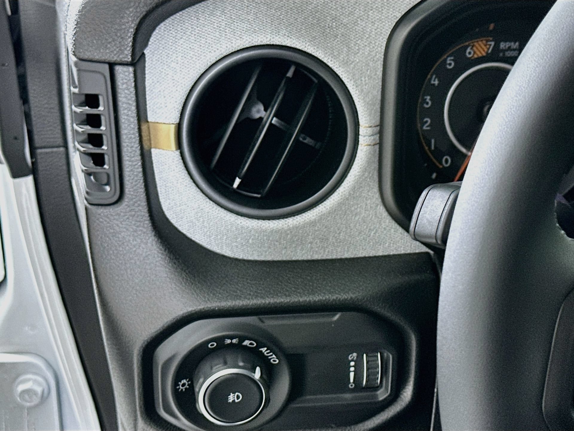 Used 2026 Jeep Wrangler Unlimited Sport AWD/4WD image 11