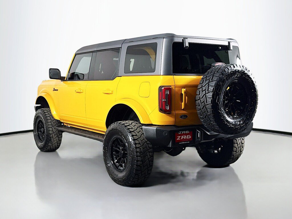 Used 2021 Ford Bronco Outer Banks AWD/4WD image 3