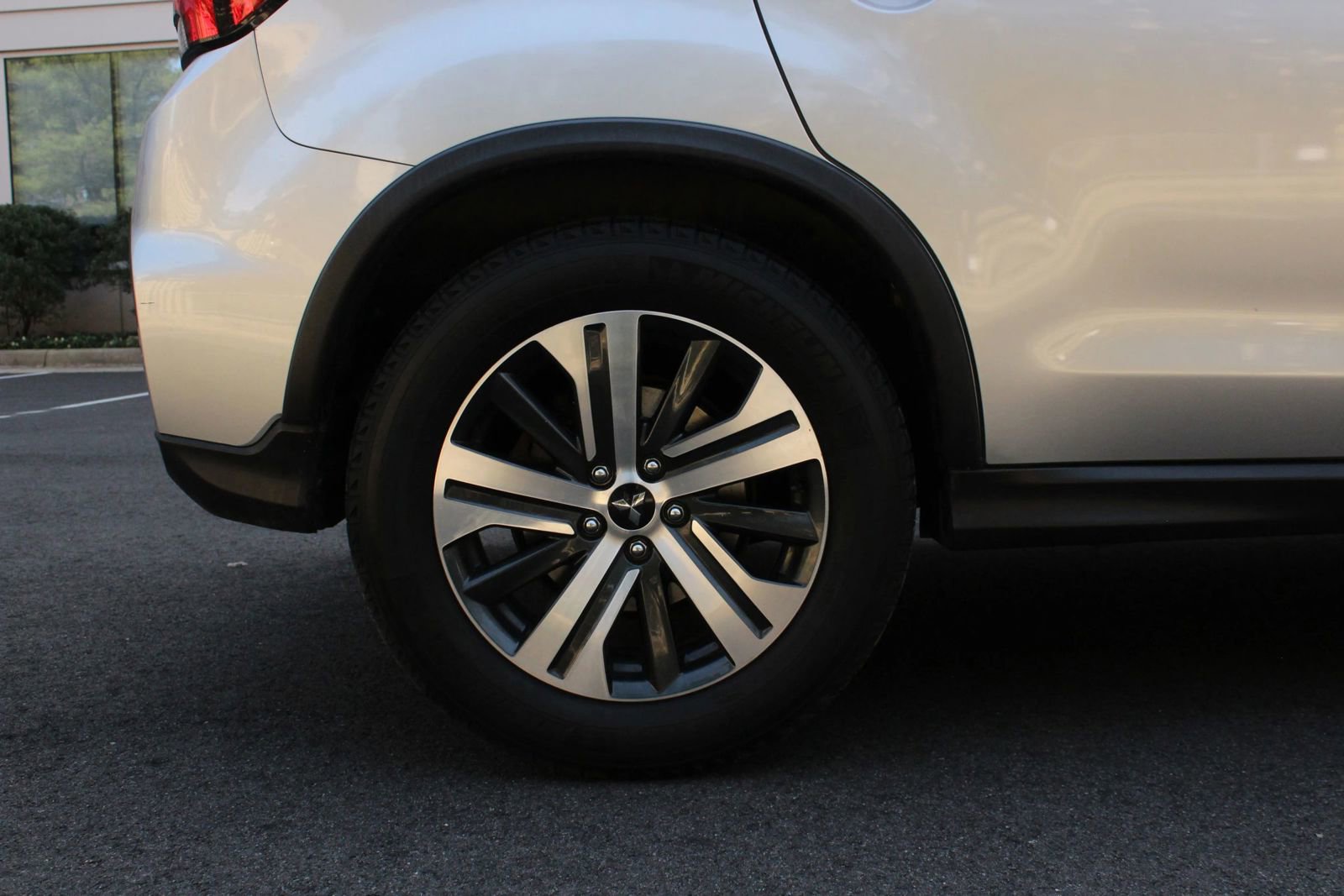 Used 2021 Mitsubishi Outlander Sport SE FWD image 5