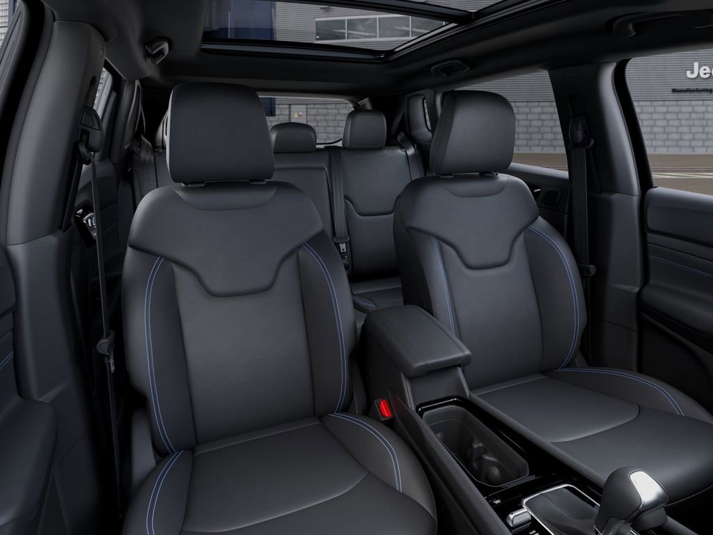 New 2025 Jeep Compass Limited w/ Driver Assist Group I image 18