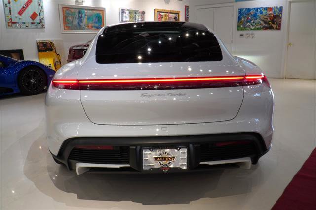 Used 2024 Porsche Taycan Turbo image 8