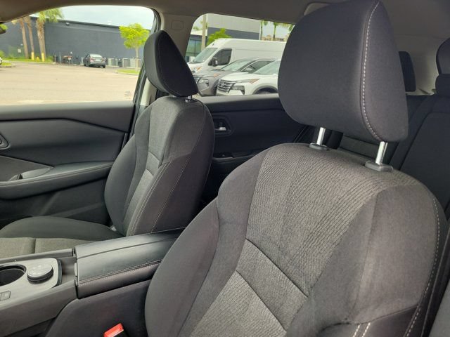Certified 2024 Nissan Rogue SV AWD/4WD image 15