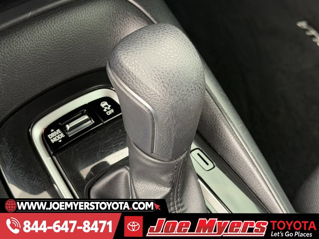Used 2023 Toyota Corolla SE image 21