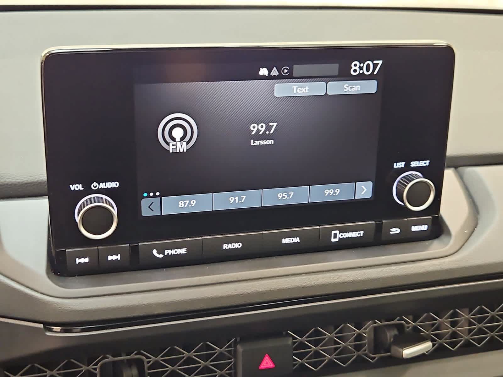 Certified 2023 Honda Accord EX image 5