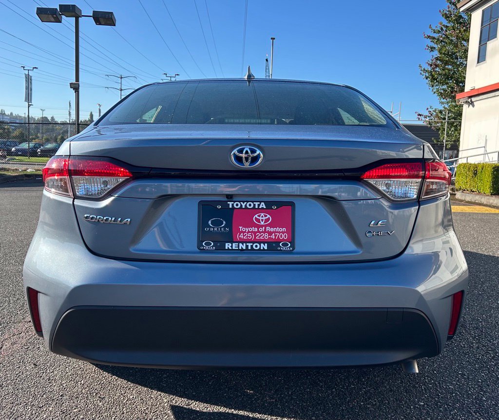 Certified 2025 Toyota Corolla LE FWD image 6