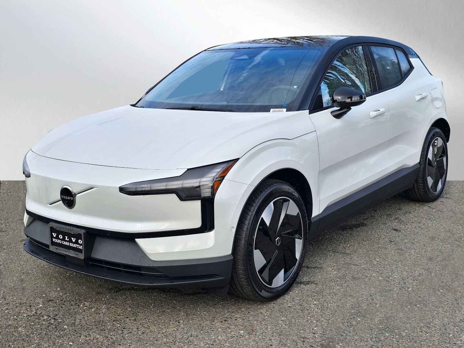 New 2026 Volvo EX30 Ultra w/ Protection Package AWD/4WD image 7