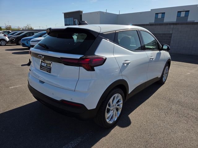 New 2027 Chevrolet Bolt LT w/ Comfort Package FWD image 4