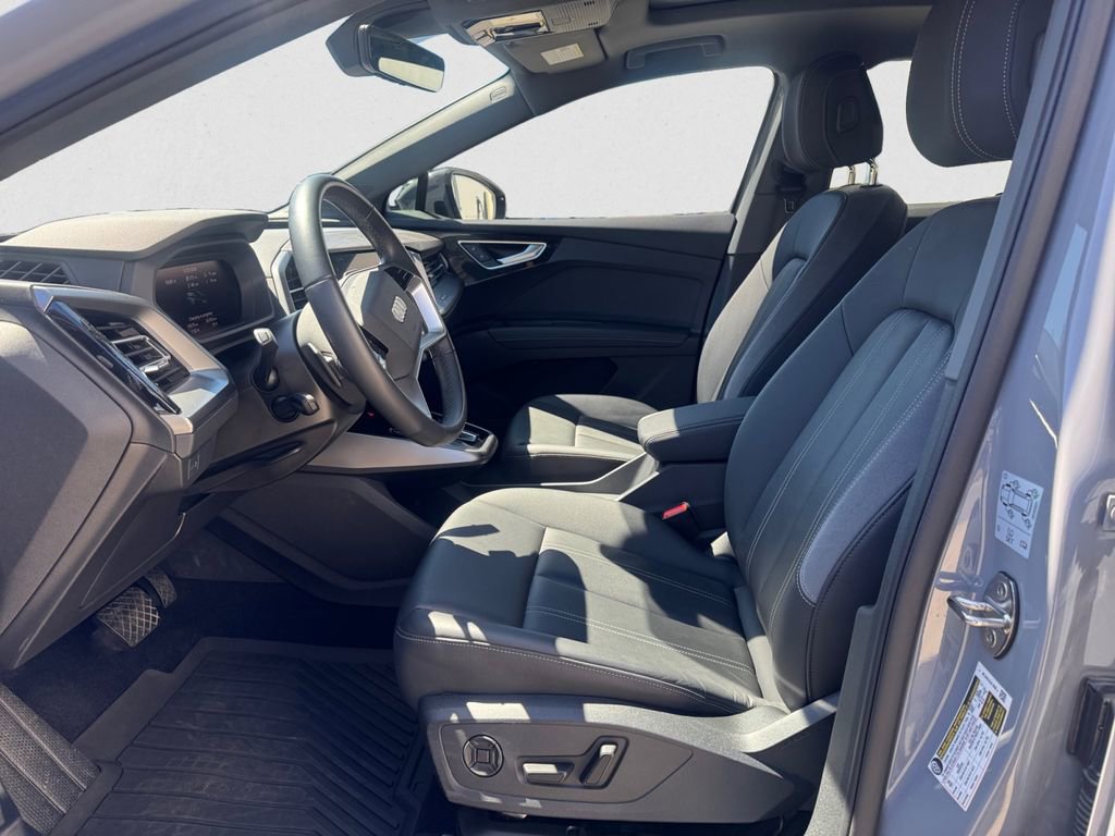 Used 2024 Audi Q4 e-tron Premium Plus w/ Premium Plus image 9