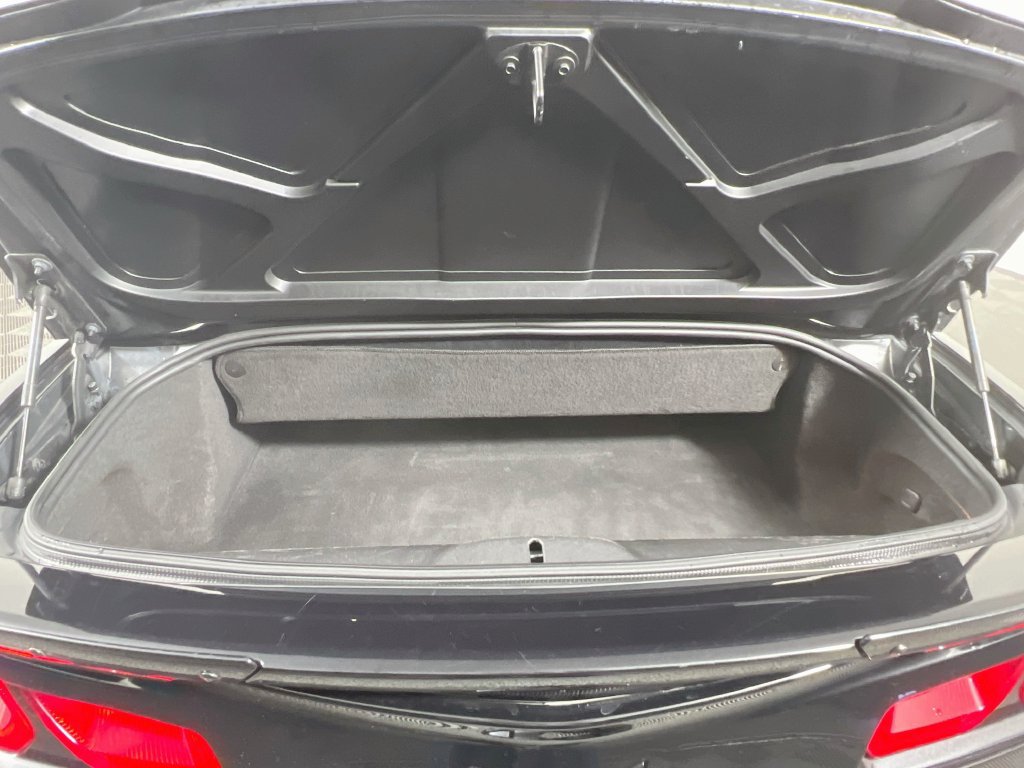Used 2018 Chevrolet Corvette Grand Sport RWD image 27