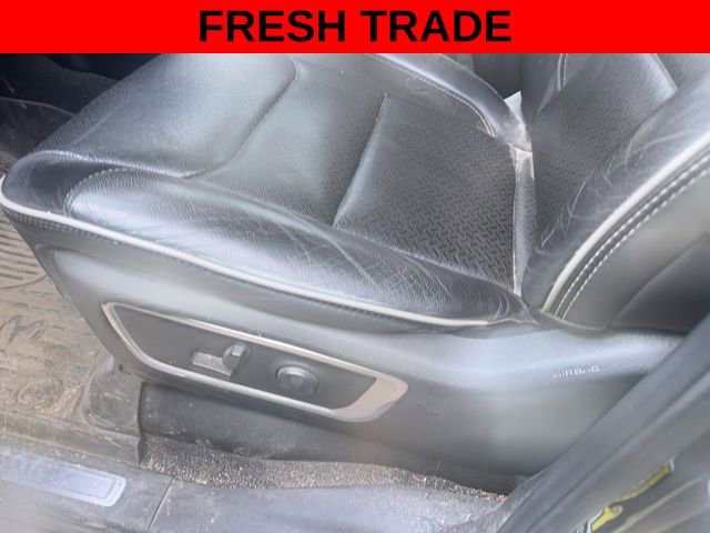 Used 2019 RAM 1500 Laramie w/ Sport Appearance Package image 11