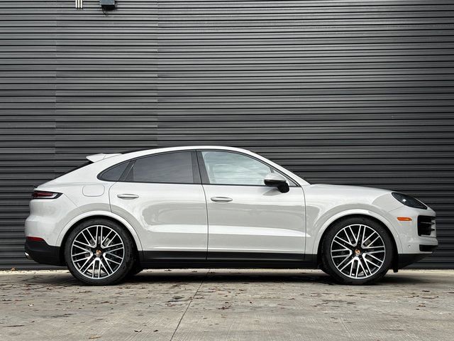 New 2026 Porsche Cayenne Coupe image 8