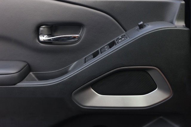 New 2026 Nissan Frontier SV w/ Tow Package image 23