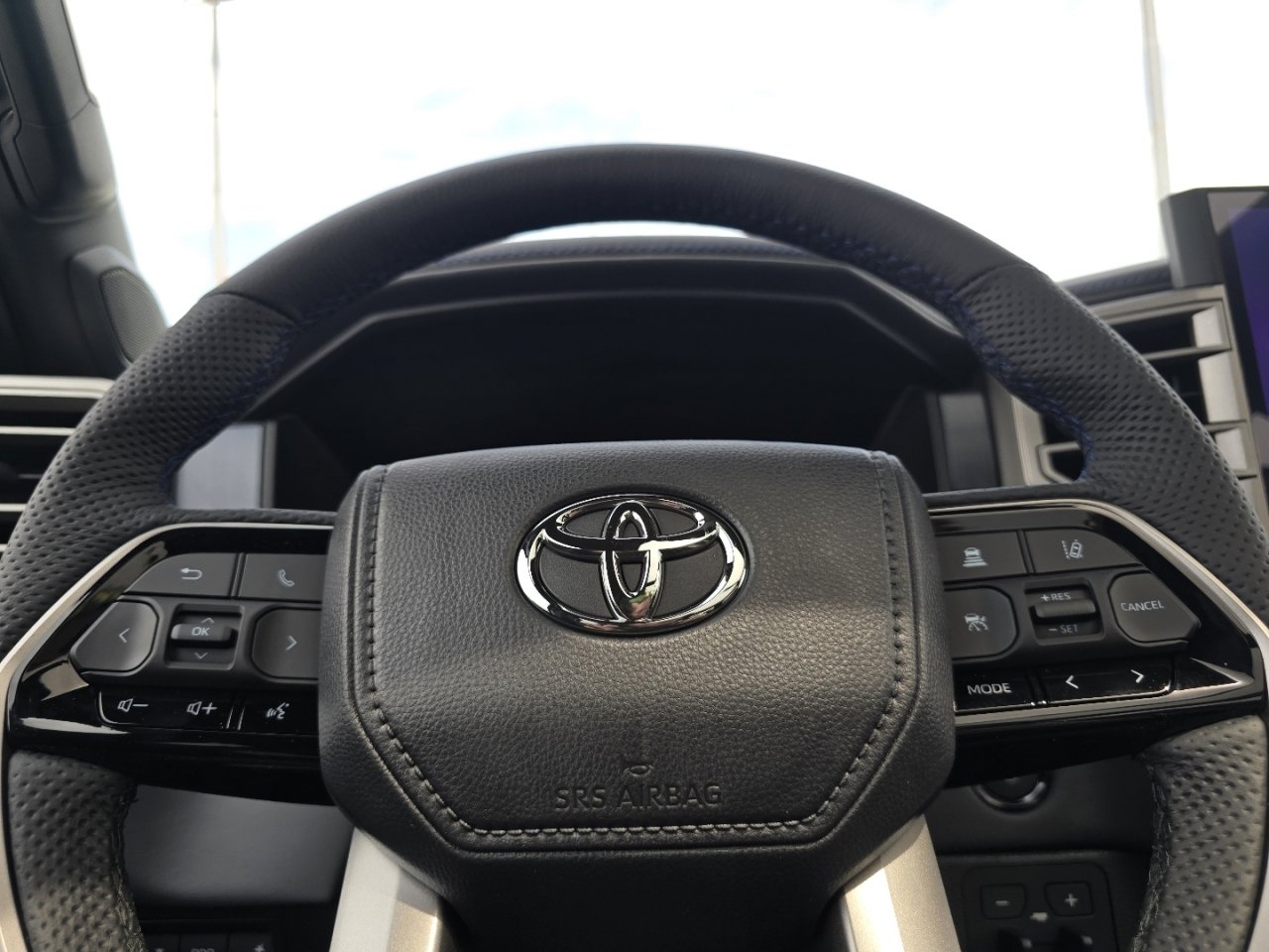 New 2026 Toyota Tundra Platinum AWD/4WD image 31
