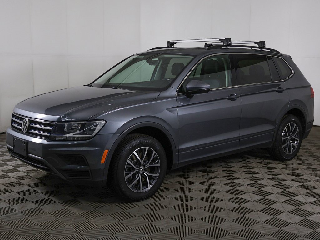 Used 2019 Volkswagen Tiguan SE w/ Panoramic Sunroof Package image 7