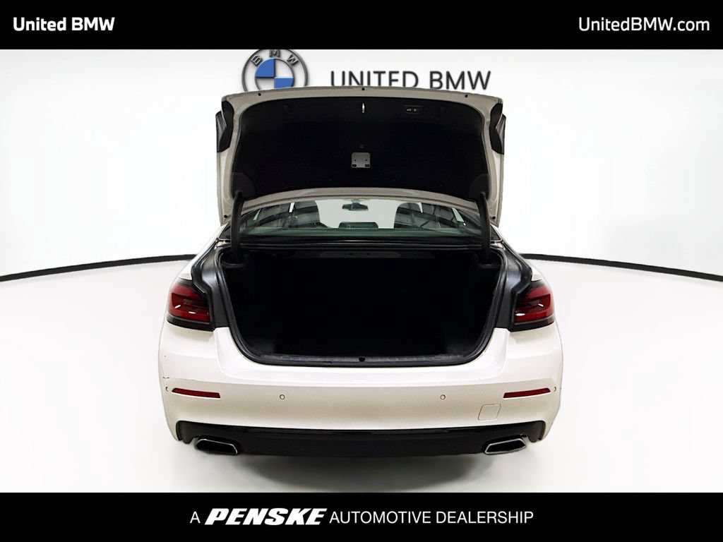 Used 2021 BMW 530i RWD image 14