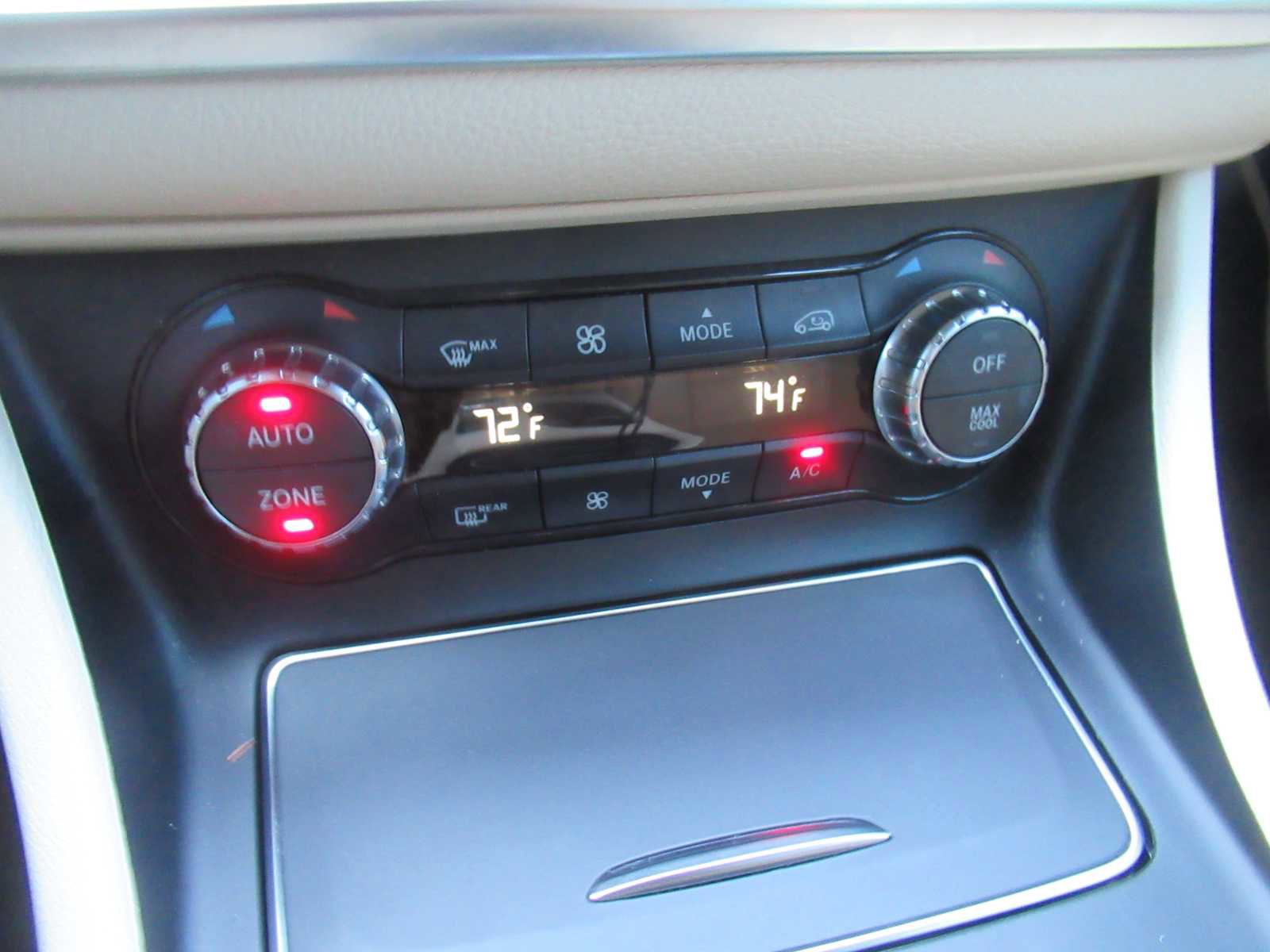 Used 2019 Mercedes-Benz CLA 250 CLA 250 image 35