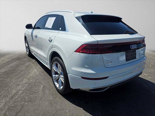 Used 2023 Audi Q8 Premium w/ Convenience Package AWD/4WD image 5