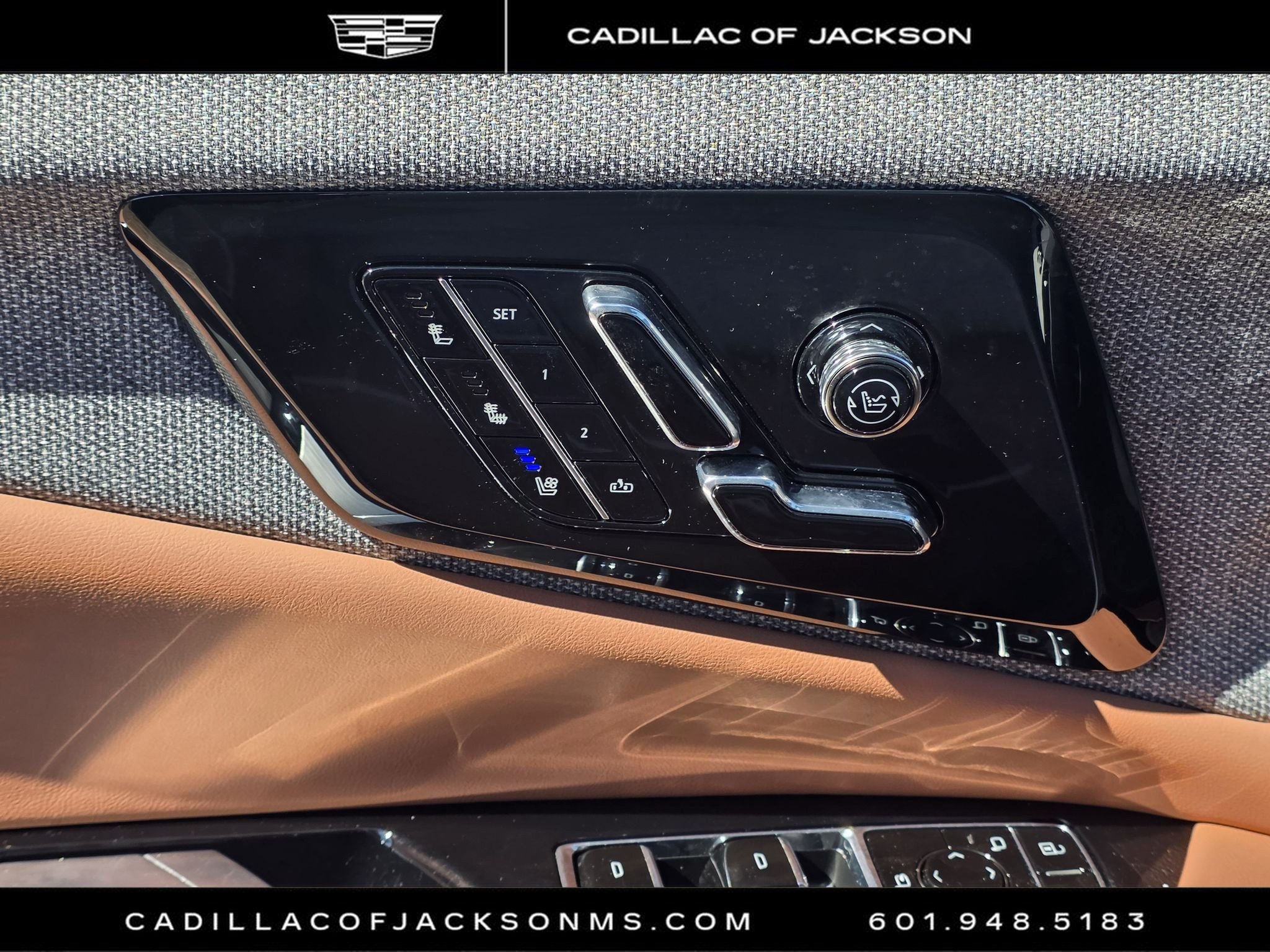 New 2026 Cadillac Optiq Sport 2 w/ LPO, Floor Liner Package RWD image 24