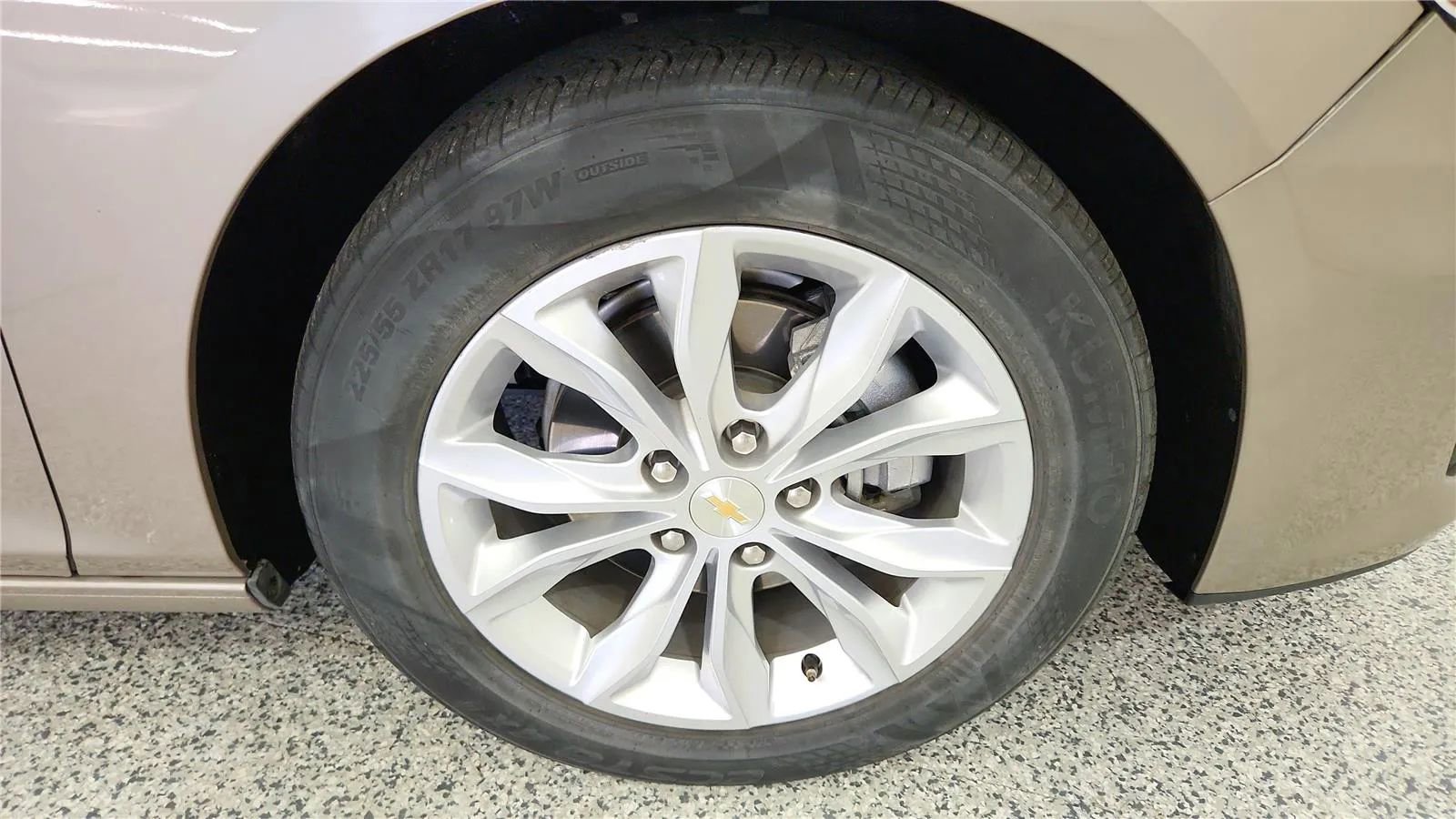 Used 2022 Chevrolet Malibu LT image 13