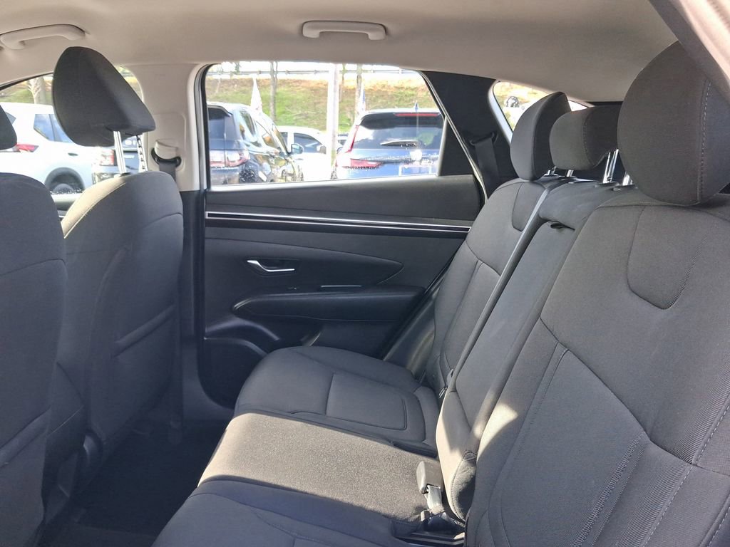 Used 2023 Hyundai Tucson SE AWD/4WD image 8
