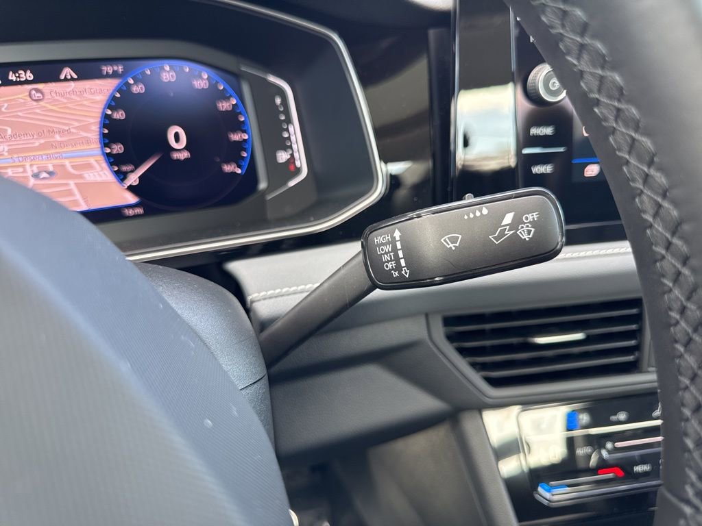 New 2025 Volkswagen Jetta SEL image 39