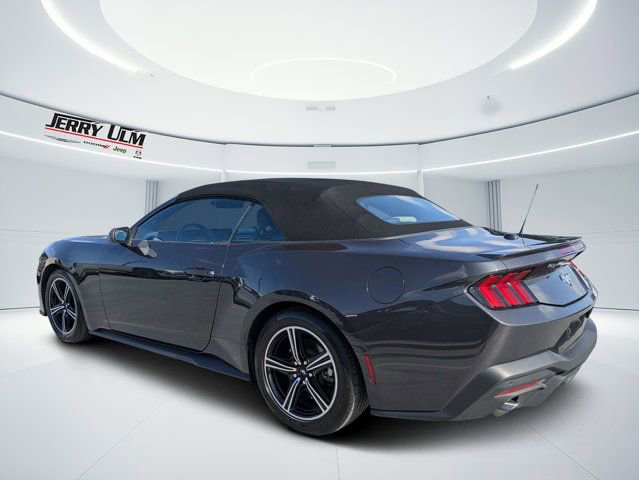 Used 2024 Ford Mustang Premium RWD image 9