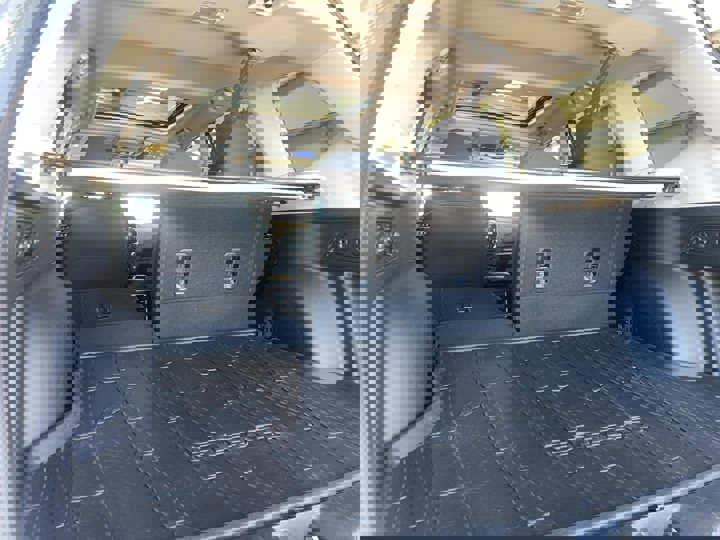 Used 2022 Subaru Forester Premium image 20