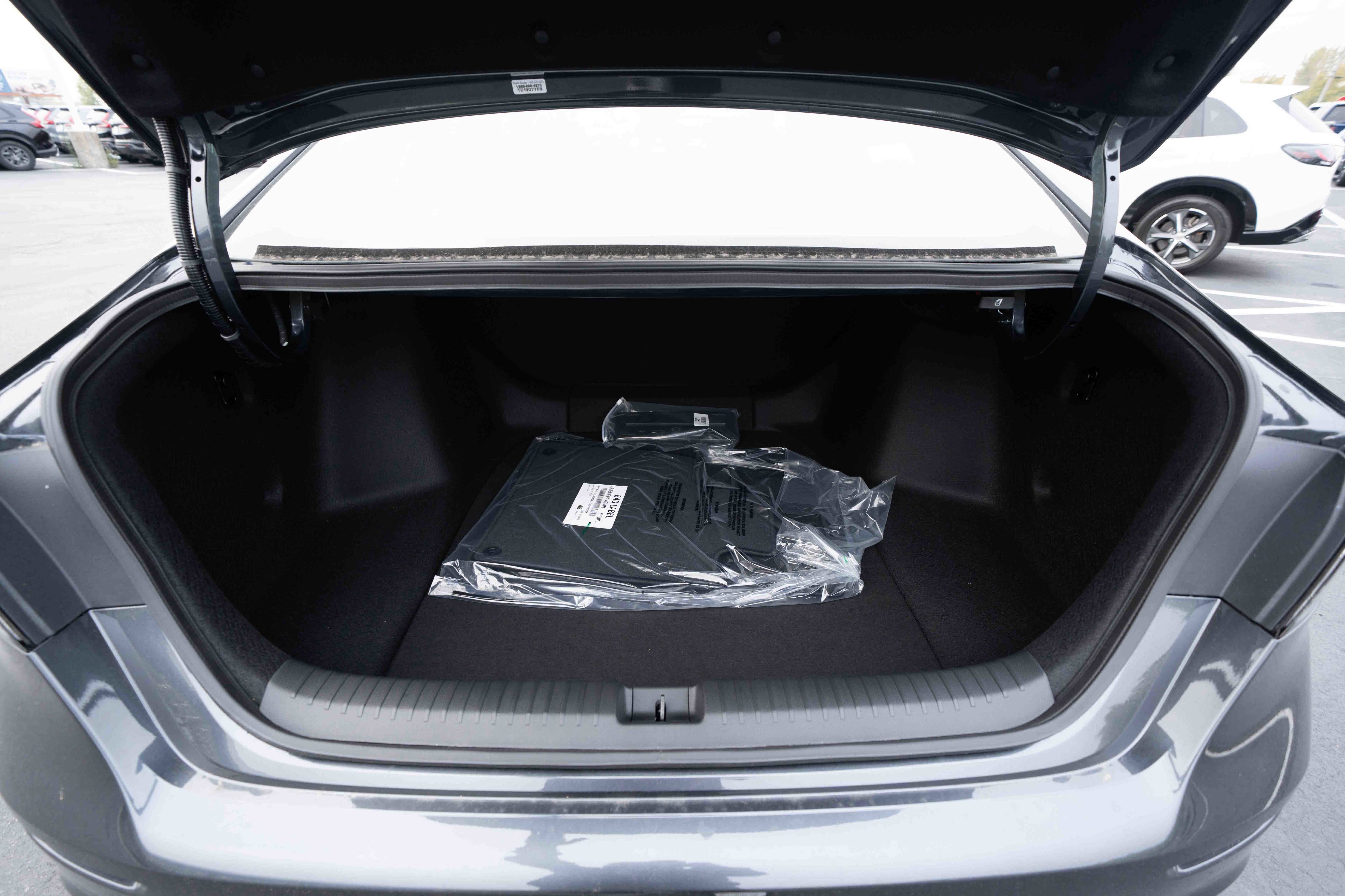 New 2025 Honda Accord LX image 27