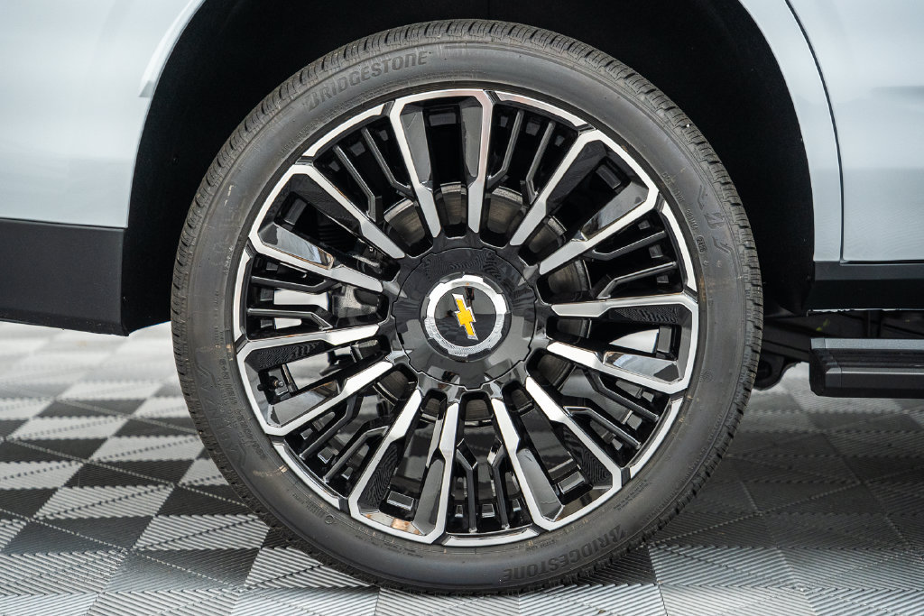 New 2026 Chevrolet Tahoe High Country AWD/4WD image 22
